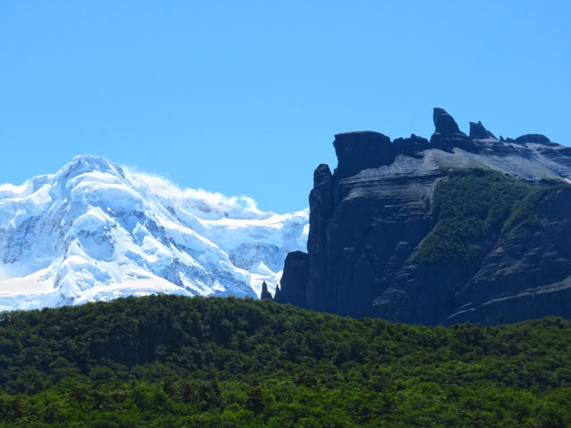 Photo of the Escondido Glaciers.